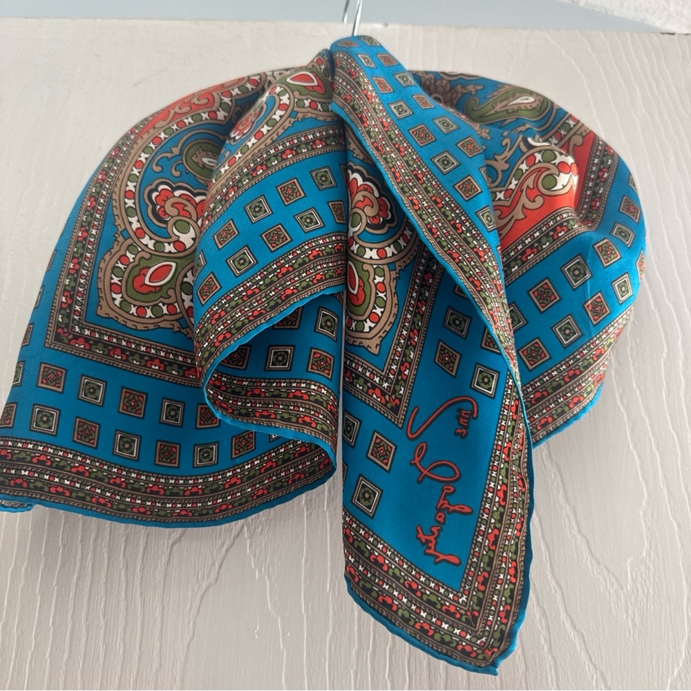 Colorful Paisley Silk Scarf Anne Fogarty 21 x 21” square